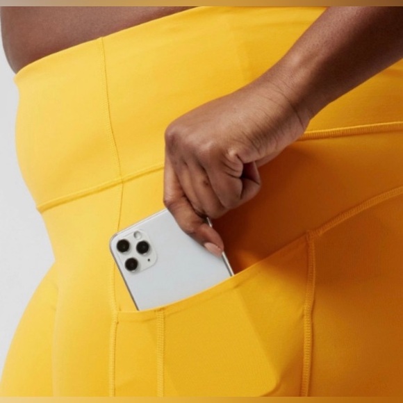 ATHLETA ULTIMATE STASH II CAPRI - Picture 4 of 7